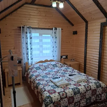 у миколайчуків Guest house Yaremche
